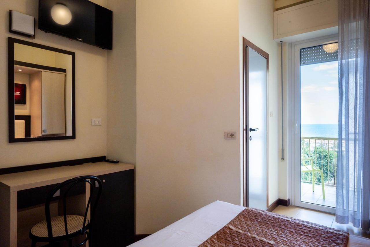 Hotel City Rimini Luaran gambar